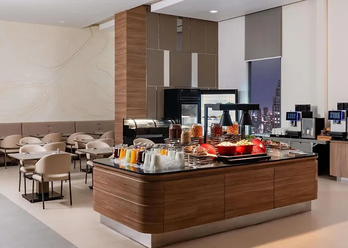Mercure Siam - SHA Extra